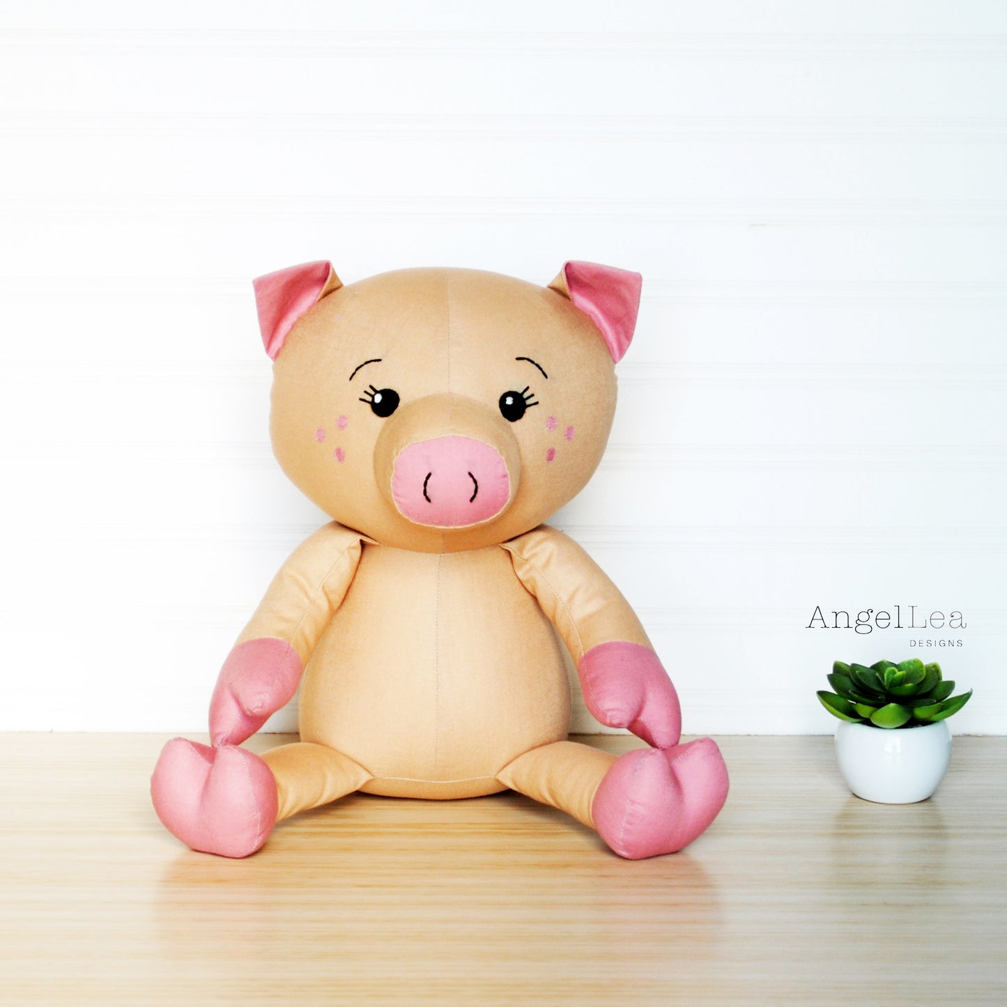 Poppy the Pig PDF Sewing Pattern