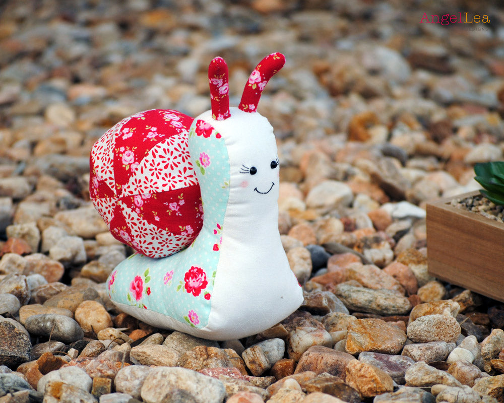 Sandy the Snail Softie PDF Sewing Pattern