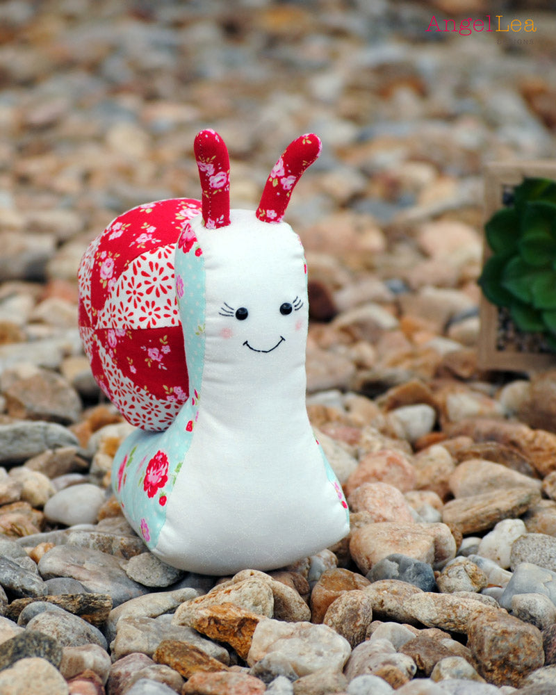 Sandy the Snail Softie PDF Sewing Pattern